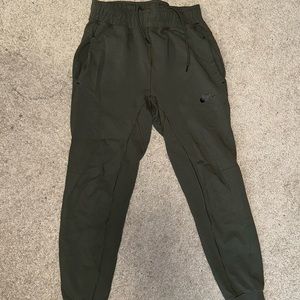 Nike Tech Military Green Sweatpants